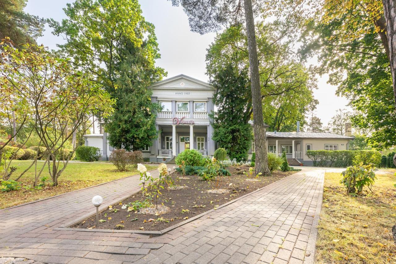 Hotel Valensija Jurkalne Zewnętrze zdjęcie